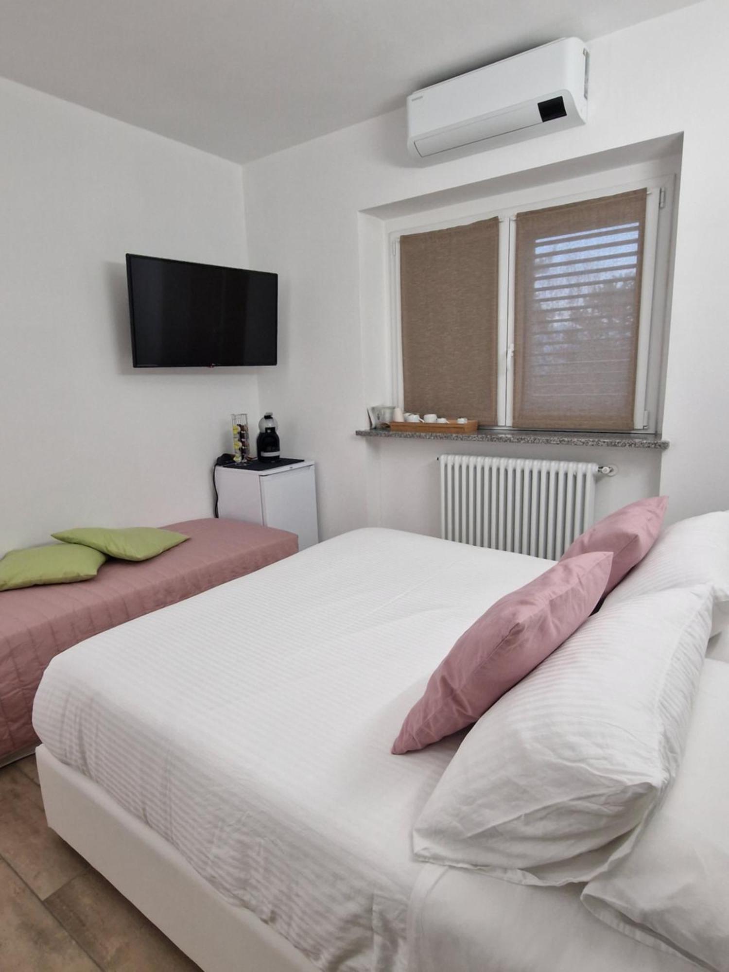 La Tana Dei Corgi Bed & Breakfast Moncrivello Oda fotoğraf