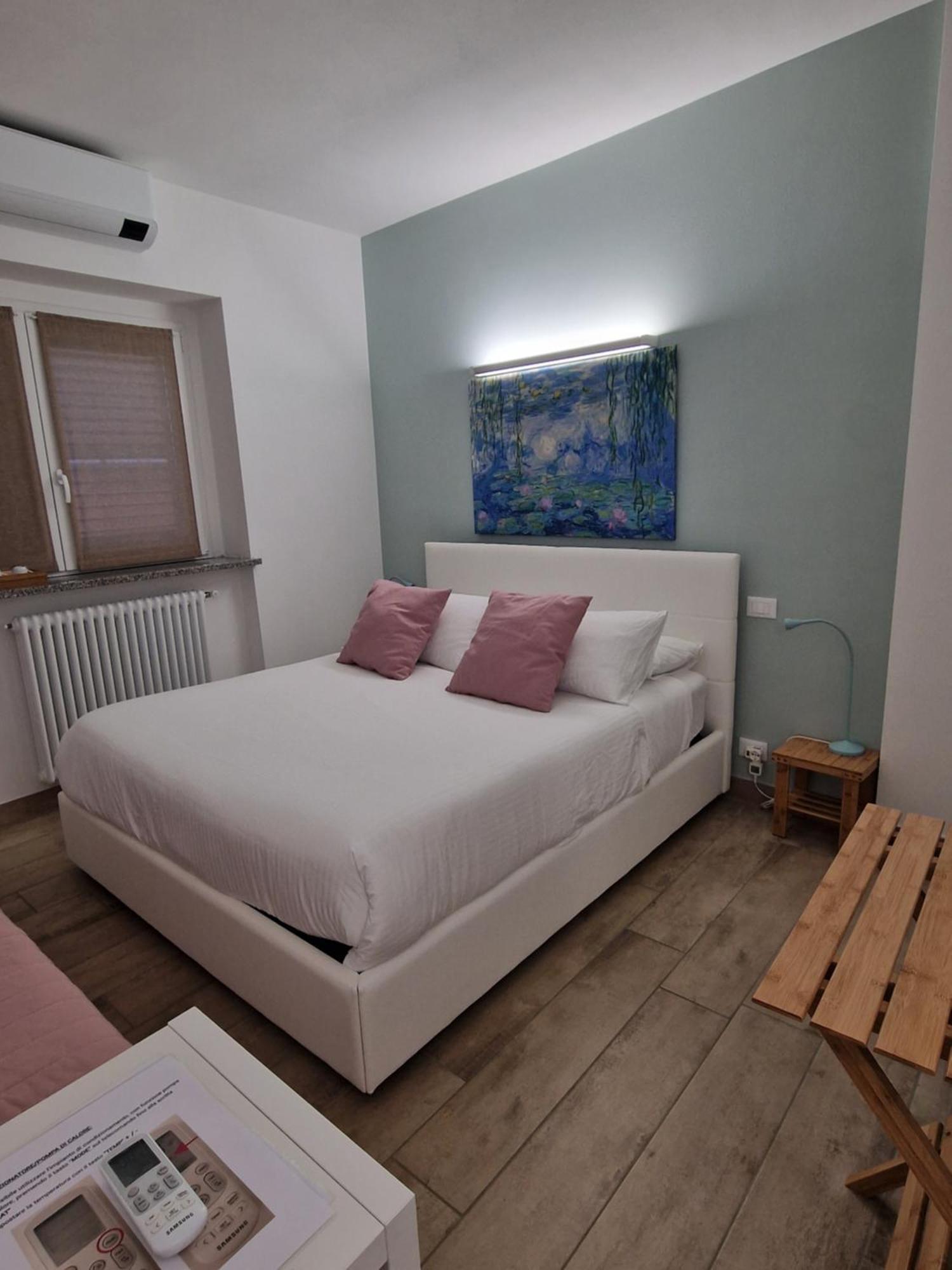 La Tana Dei Corgi Bed & Breakfast Moncrivello Oda fotoğraf