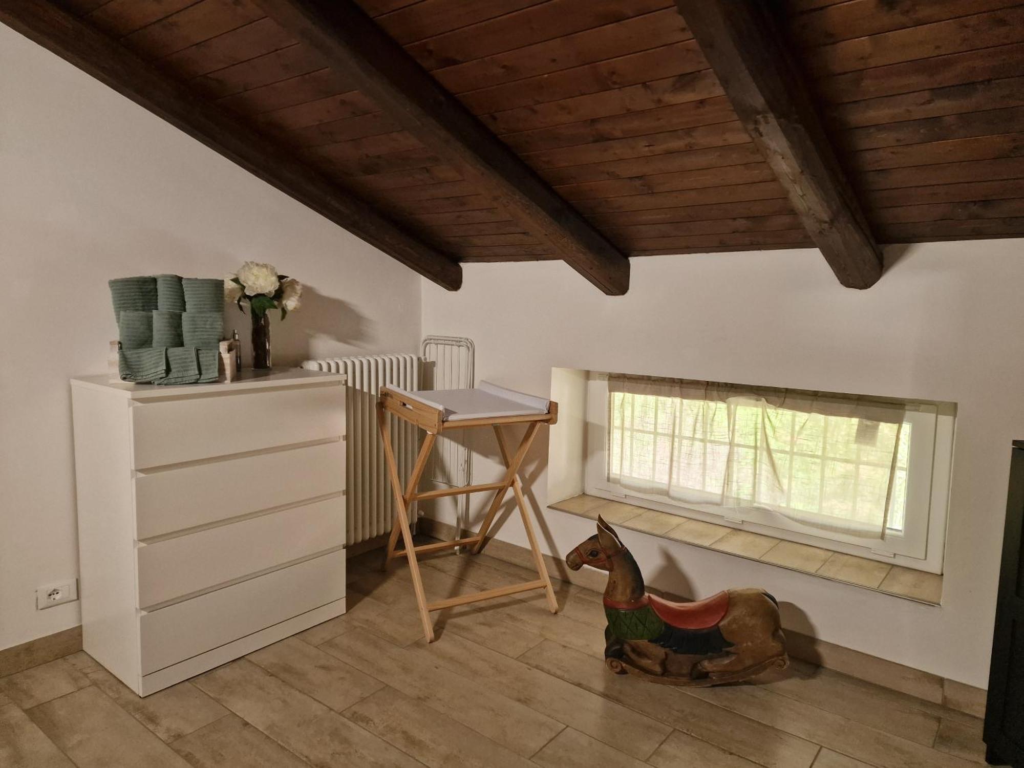 La Tana Dei Corgi Bed & Breakfast Moncrivello Dış mekan fotoğraf