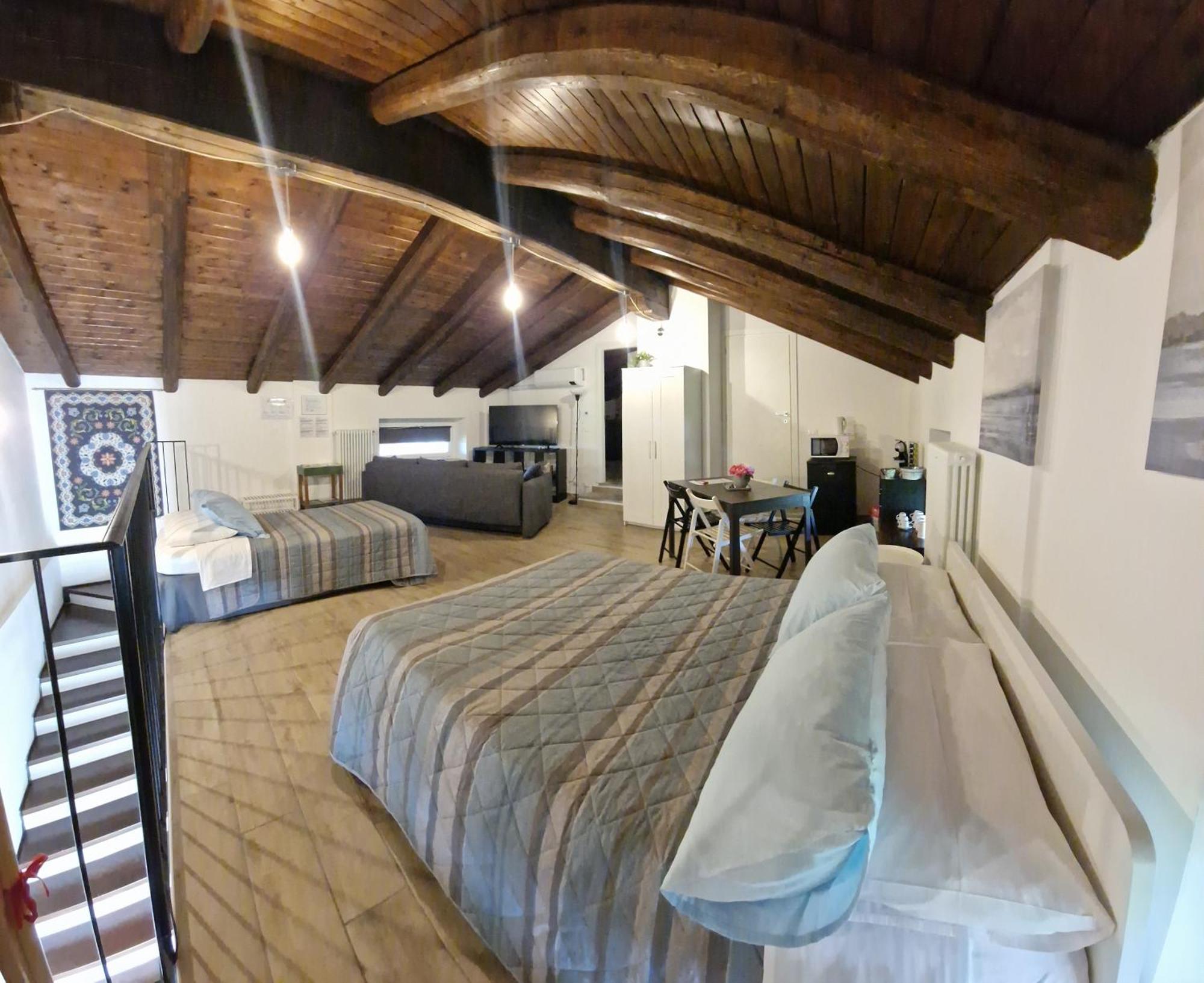 La Tana Dei Corgi Bed & Breakfast Moncrivello Dış mekan fotoğraf